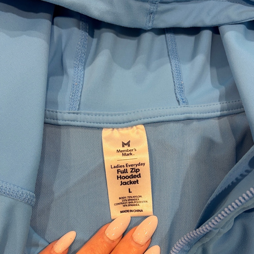 Blue Jacket - Picture 2 of 5